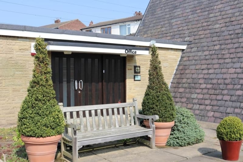 funeraldirectorwakefield.seesite.biz_--_627824422